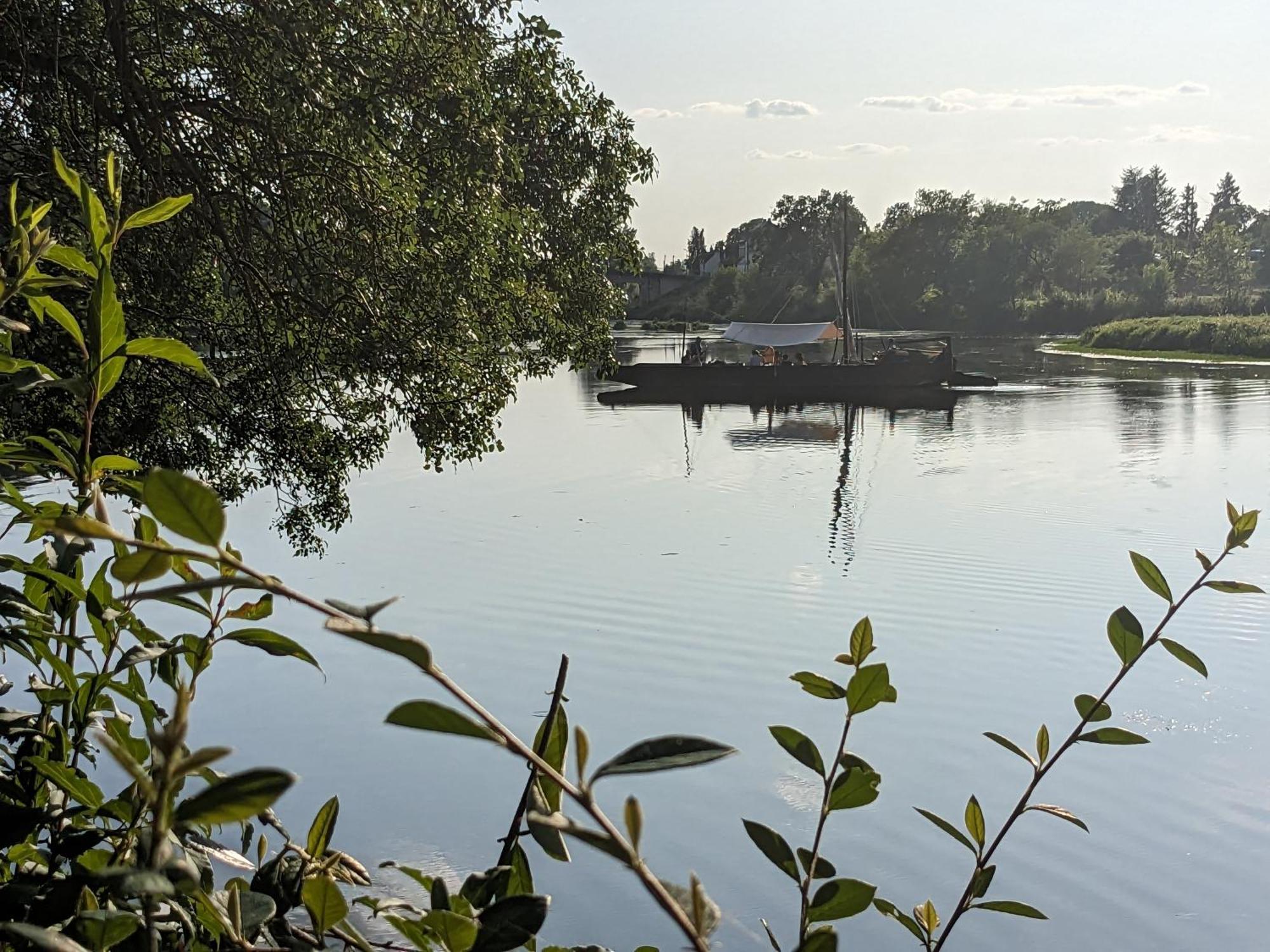 Camping Onlycamp La Confluence Savonnières Exterior foto