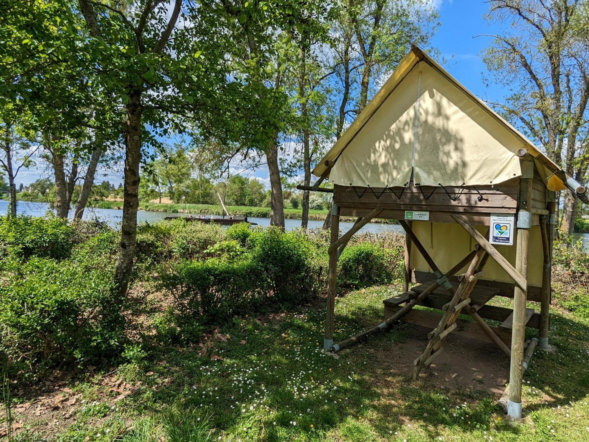 Hotel Camping Onlycamp La Confluence Savonnières Exterior foto